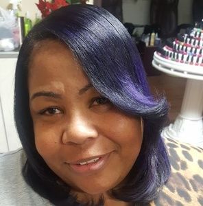 Meet your Posher, Ebony